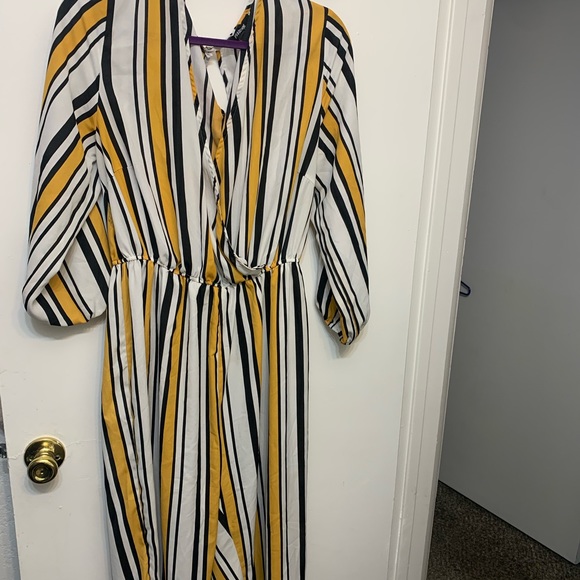 Jumpsuit - Picture 1 of 3